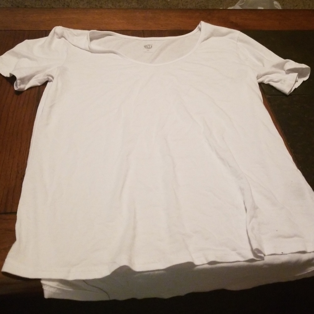 White tshirt